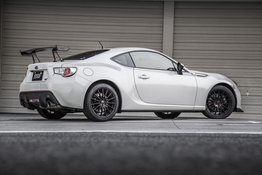 Subaru BRZ tS (ZC6) 2015 года  (JP) (фото 17 из 36)